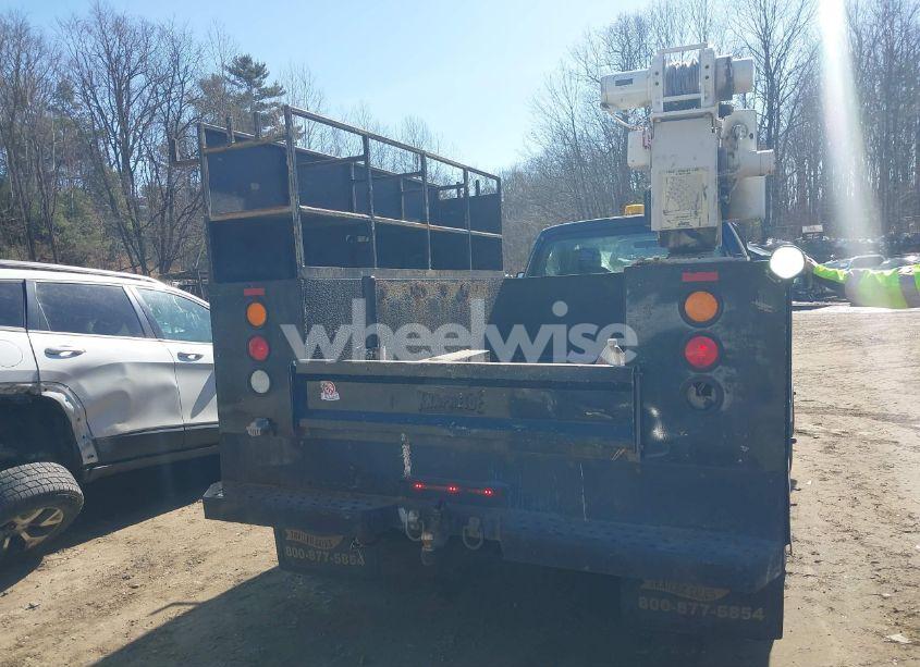 Photo 15 of 2015 Ford F-550 CHASSIS XL (VIN 1FDUF5GY0FEC03552)