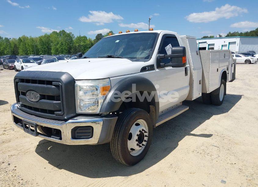 Photo 2 of 2015 Ford F-550 CHASSIS XL (VIN 1FDUF5GY3FEB98508)