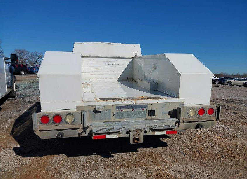 Photo 16 of 2016 Ford F-550 CHASSIS XL (VIN 1FDUF5GY6GEC07431)