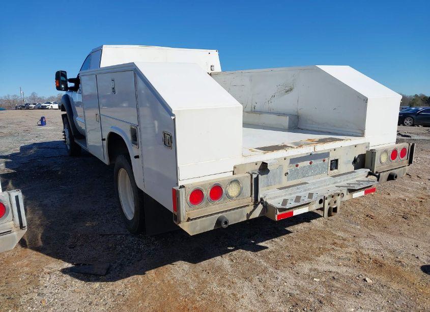 Photo 3 of 2016 Ford F-550 CHASSIS XL (VIN 1FDUF5GY6GEC07431)