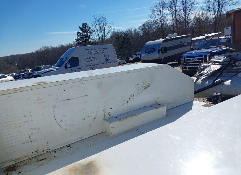 Photo 7 of 2016 Ford F-550 CHASSIS XL (VIN 1FDUF5GY6GEC07431)