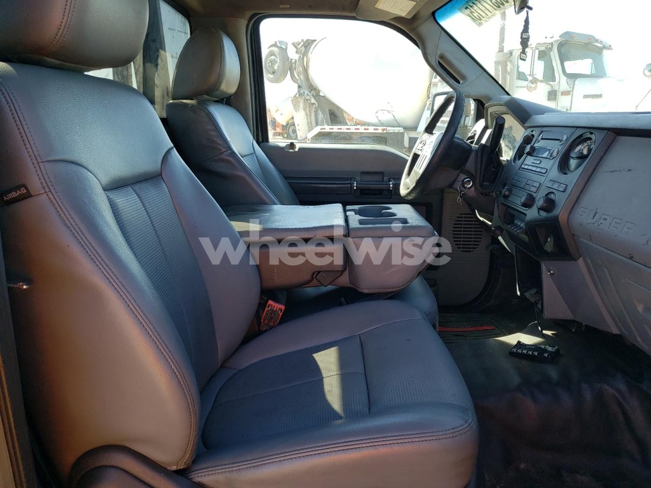 Photo 6 of 2014 FORD F550 SUPER DUTY (VIN 1FDUF5GY9EEB37548)