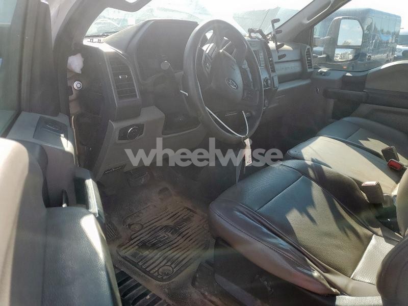 Photo 9 of 2018 FORD F550 SUPER DUTY N/A (VIN 1FDUF5GY9JEB43005)