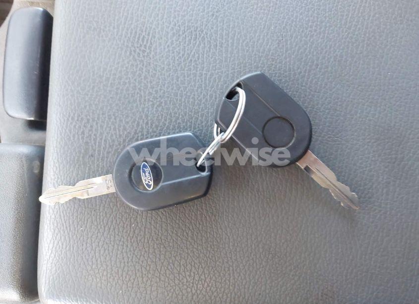 Photo 10 of 2011 Ford F-550 CHASSIS XL (VIN 1FDUF5HT1BEB58912)