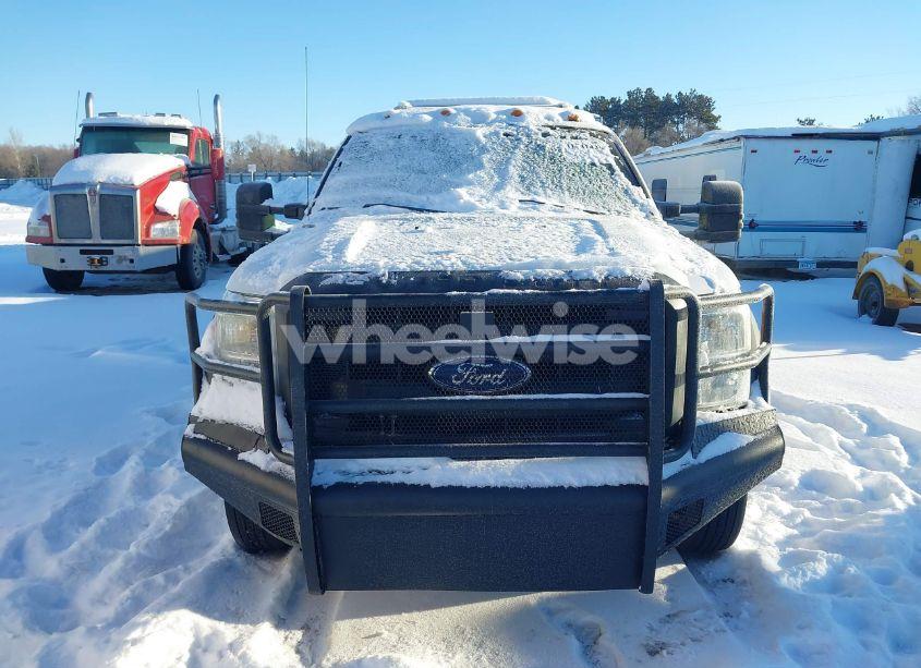 Photo 11 of 2011 Ford F-550 CHASSIS XL (VIN 1FDUF5HT1BEB58912)