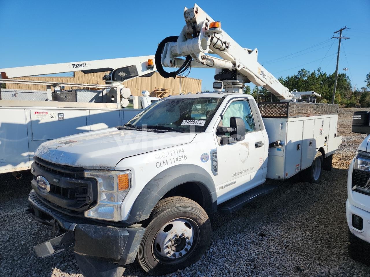 2021 FORD F550 SUPER DUTY UTILITY / SERVICE TRUCK (VIN 1FDUF5HT1MDA03916) main photo