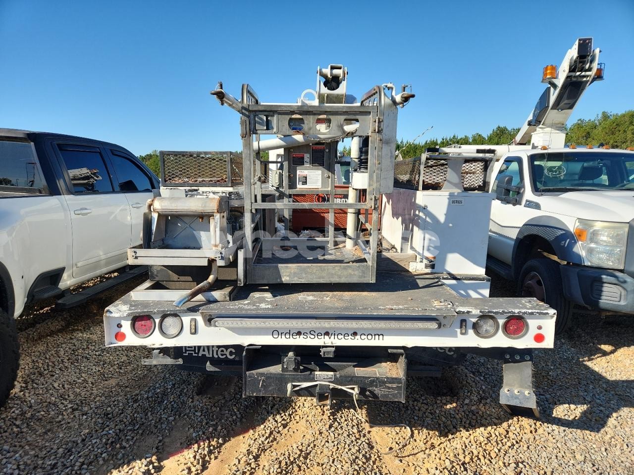 Photo 6 of 2021 FORD F550 SUPER DUTY UTILITY / SERVICE TRUCK (VIN 1FDUF5HT1MDA03916)