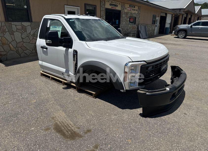 2024 Ford F550 N/A (VIN 1FDUF5HT1RED41404) main photo