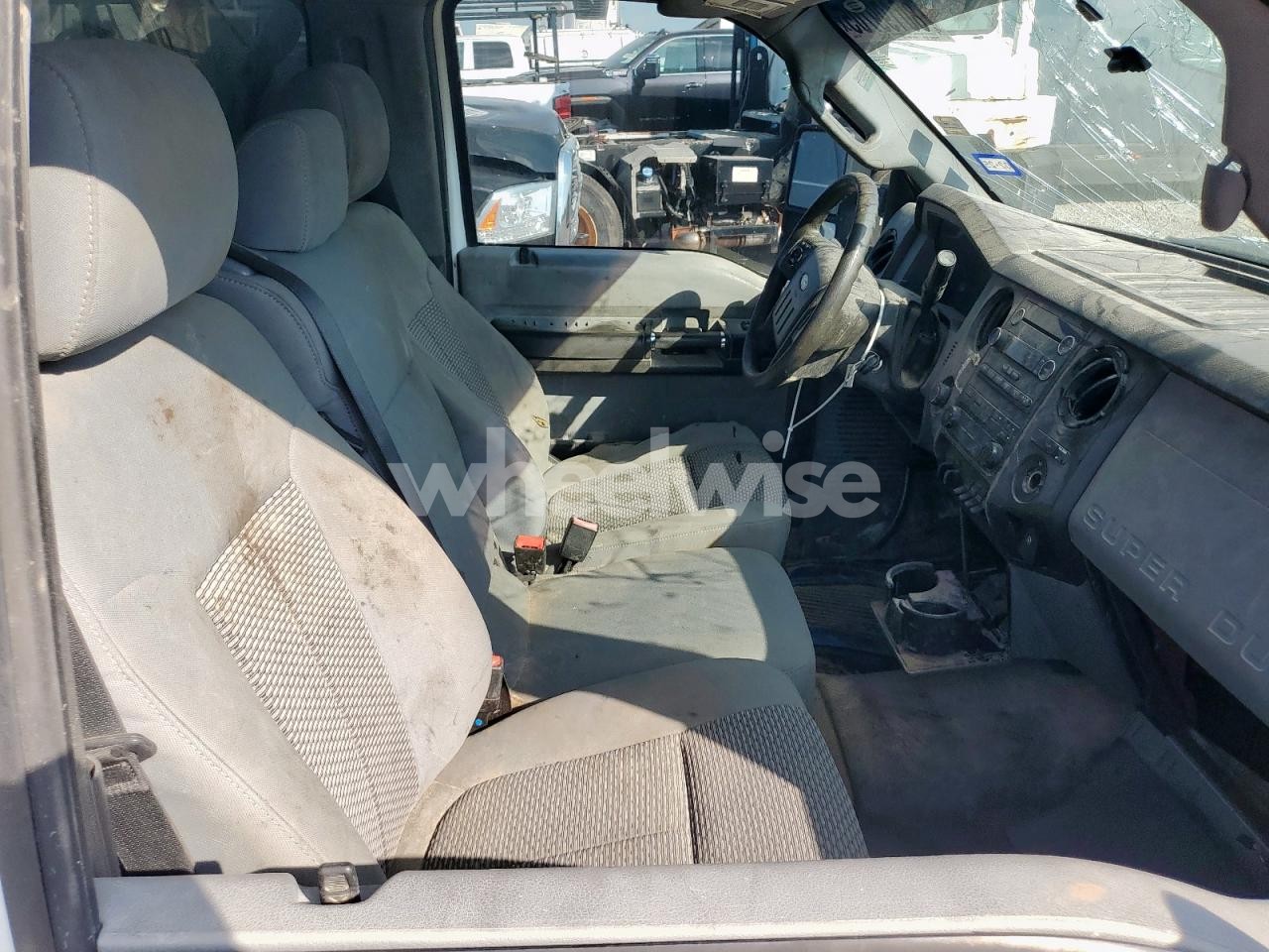 Photo 10 of 2016 FORD F550 SUPER DUTY (VIN 1FDUF5HT2GEC18252)