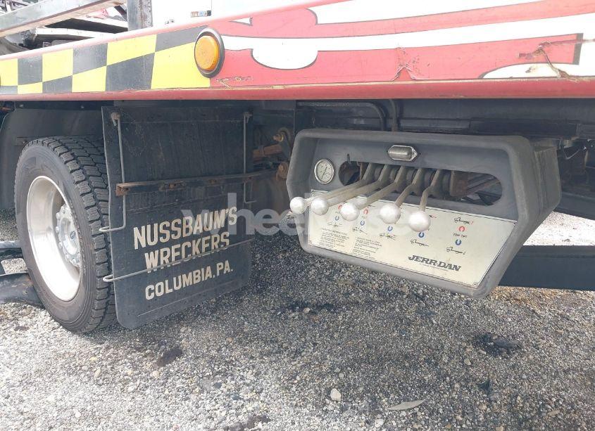 Photo 22 of 2016 Ford F-550 CHASSIS XL (VIN 1FDUF5HT3GEB35249)