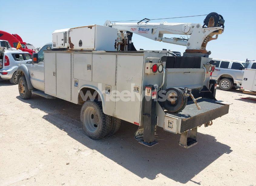 Photo 3 of 2012 Ford F-550 CHASSIS XL (VIN 1FDUF5HT4CEC96641)