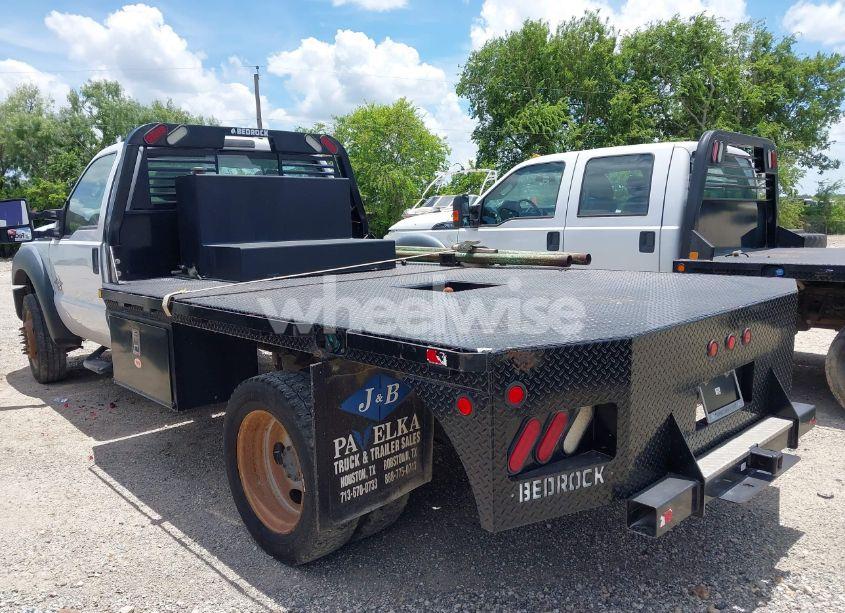 Photo 3 of 2016 Ford F-550 CHASSIS XL (VIN 1FDUF5HT4GEB97839)