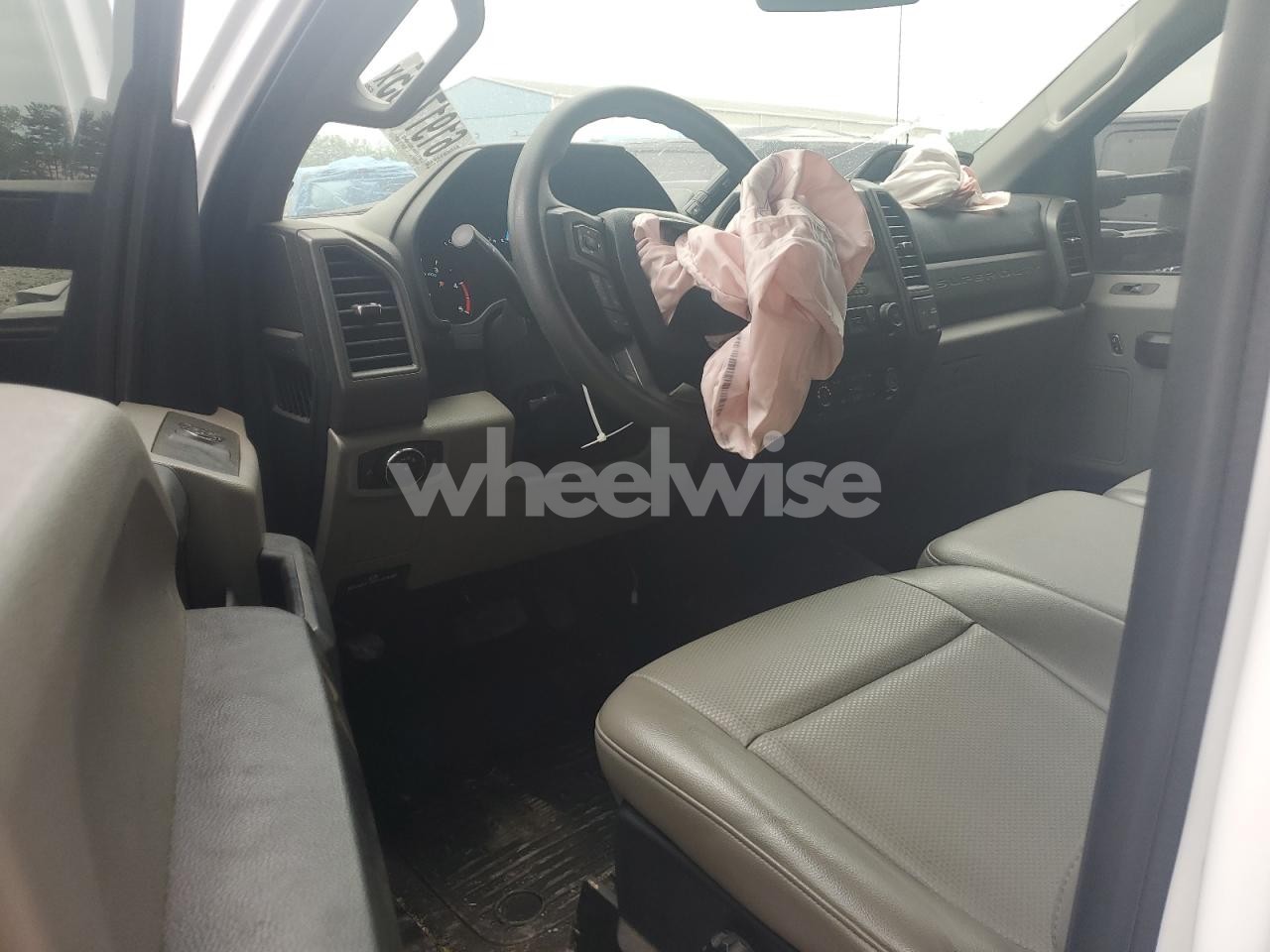 Photo 8 of 2020 FORD F550 SUPER DUTY (VIN 1FDUF5HT6LDA14828)