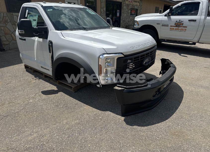 2024 Ford F550 N/A (VIN 1FDUF5HTRED41285) main photo