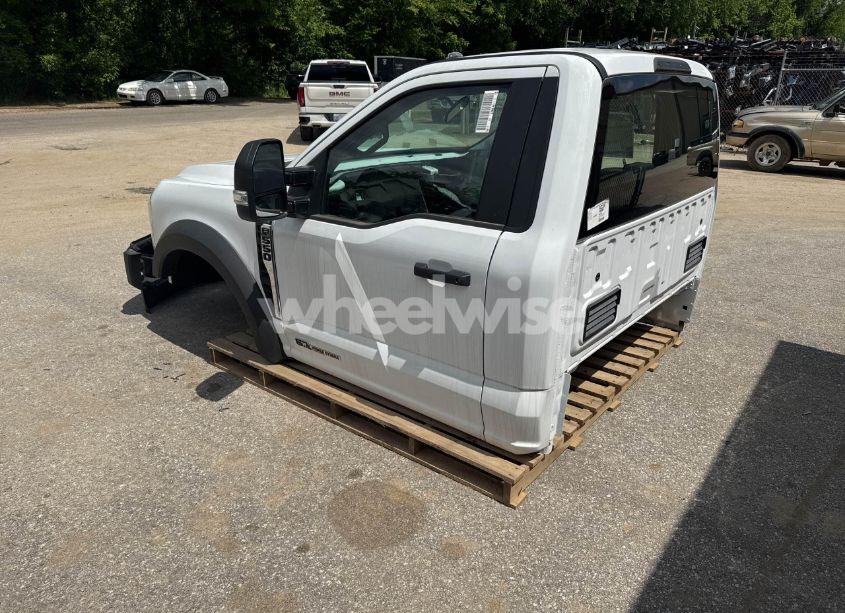 Photo 3 of 2024 Ford F550 N/A (VIN 1FDUF5HTRED41285)