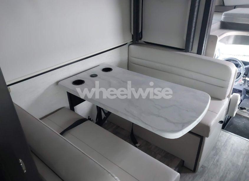 Photo 12 of 2025 Thor Magnitude 4X4 (VIN 1FDUF5HTXRDA00083)