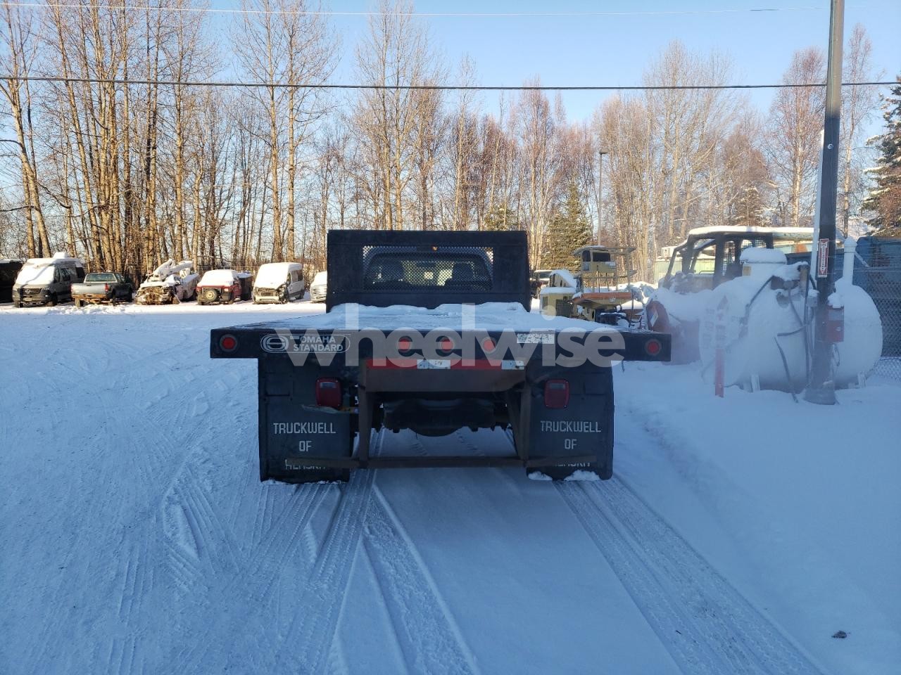 Photo 6 of 2011 FORD F550 FLATBED TRUCK (VIN 1FDUF5HY8BEB40659)