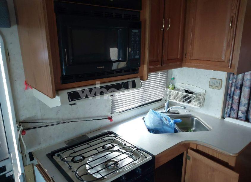 Photo 14 of 1999 Ford Econoline E350 SUPER DUTY CTWY V RV (VIN 1FDWE30S2XHB45224)