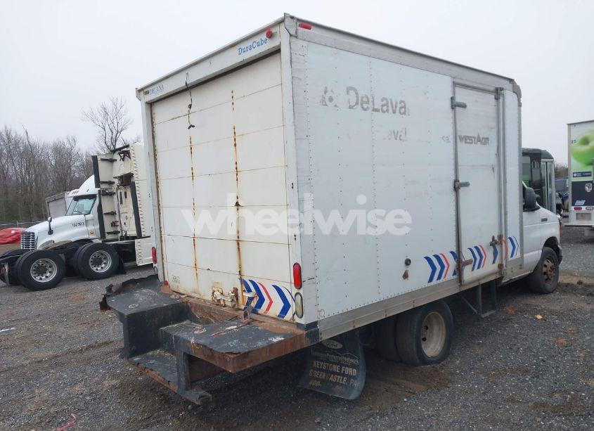 Photo 4 of 2006 Ford E-350 CUTAWAY (VIN 1FDWE35L26HB19934)