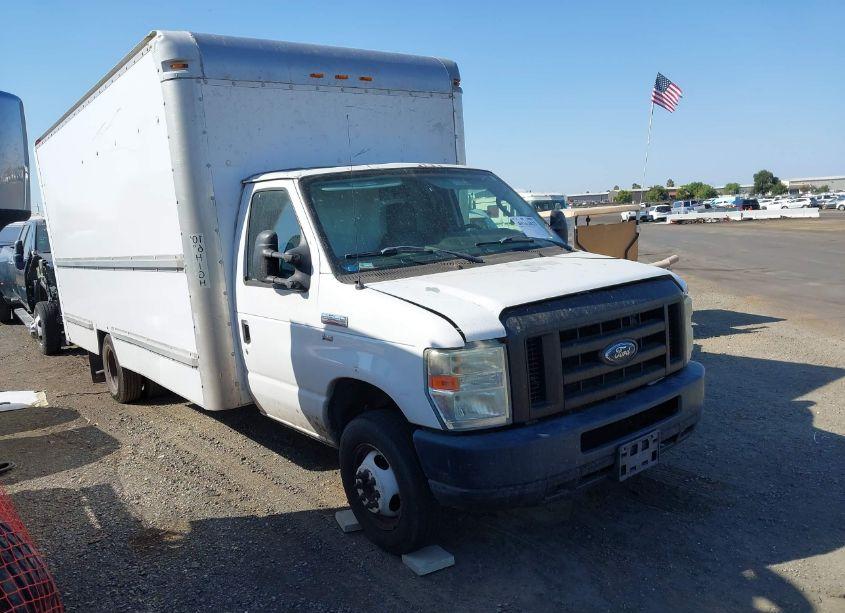 2009 Ford E-350 CUTAWAY (VIN 1FDWE35L29DA36998) main photo