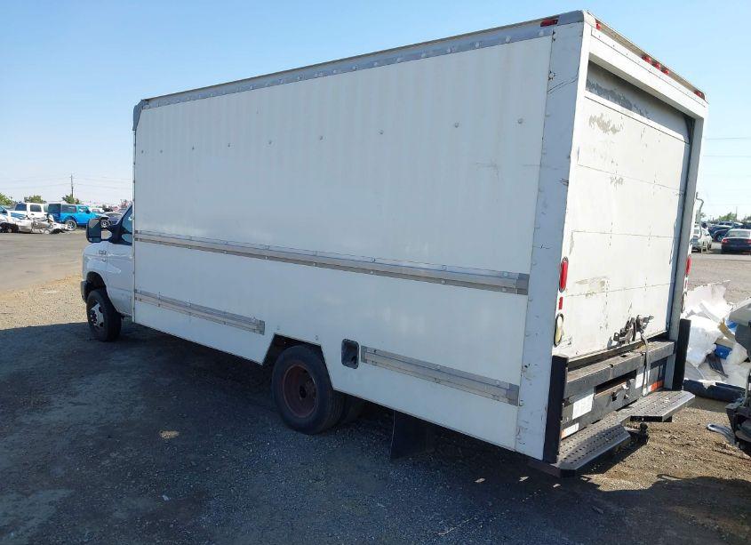 Photo 3 of 2009 Ford E-350 CUTAWAY (VIN 1FDWE35L29DA36998)