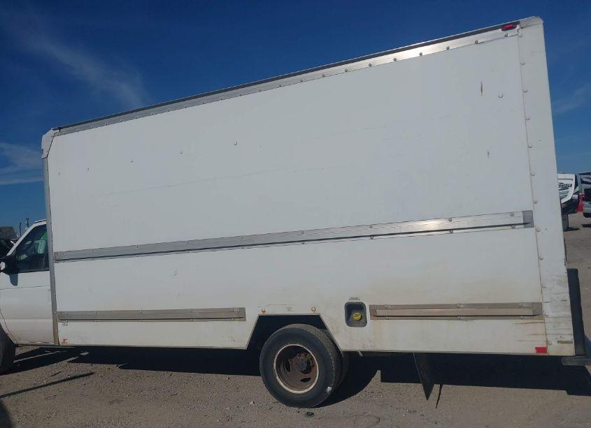 Photo 14 of 2009 Ford E-350 CUTAWAY (VIN 1FDWE35L59DA36672)