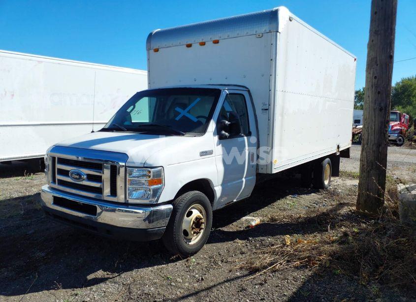 Photo 2 of 2009 Ford E-350 CUTAWAY (VIN 1FDWE35L89DA20689)