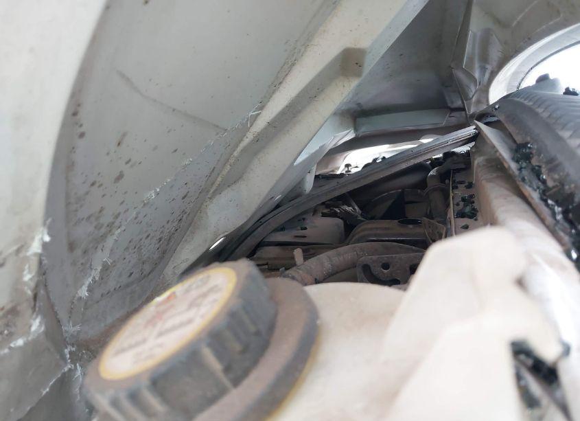 Photo 10 of 2002 Ford E-350 CUTAWAY (VIN 1FDWE35S82HB59551)