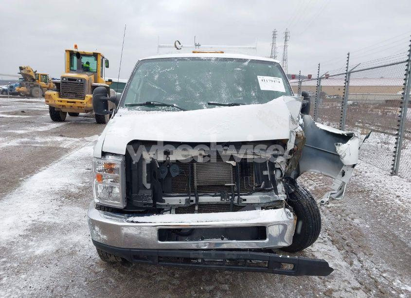 Photo 12 of 2019 Ford E-350 CUTAWAY (VIN 1FDWE3F60KDC01560)