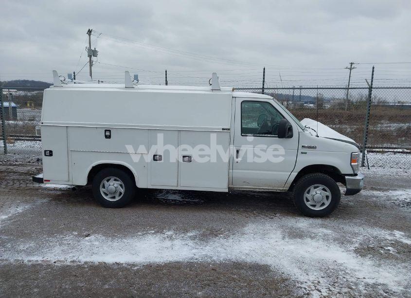 Photo 13 of 2019 Ford E-350 CUTAWAY (VIN 1FDWE3F60KDC01560)