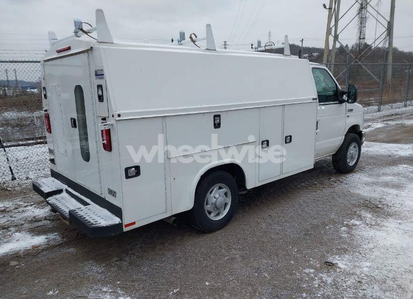 Photo 4 of 2019 Ford E-350 CUTAWAY (VIN 1FDWE3F60KDC01560)