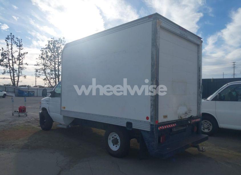 Photo 3 of 2011 Ford E-350 CUTAWAY (VIN 1FDWE3FL3BDA00886)