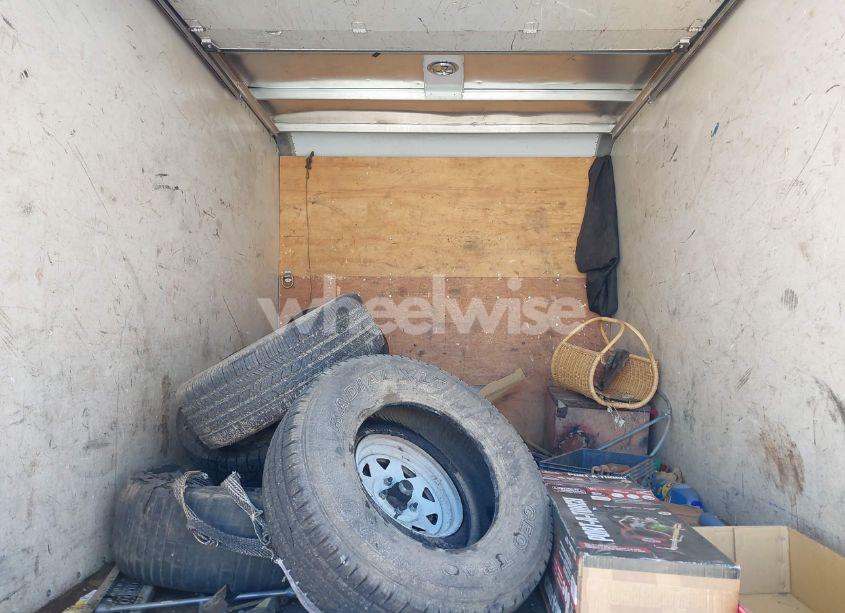 Photo 6 of 2011 Ford E-350 CUTAWAY (VIN 1FDWE3FL3BDA00886)