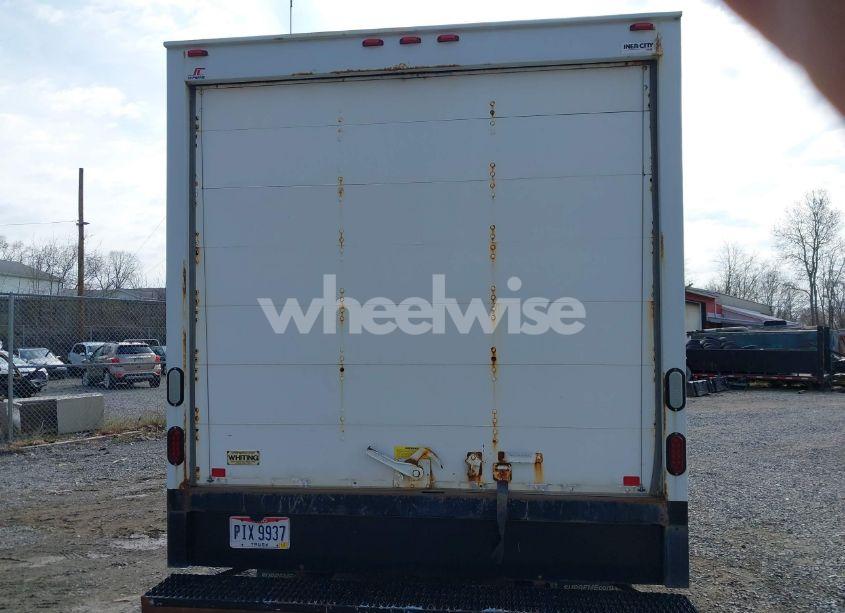 Photo 15 of 2015 Ford E-350 CUTAWAY (VIN 1FDWE3FL7FDA25036)