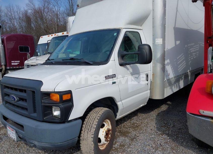 Photo 2 of 2015 Ford E-350 CUTAWAY (VIN 1FDWE3FL7FDA25036)