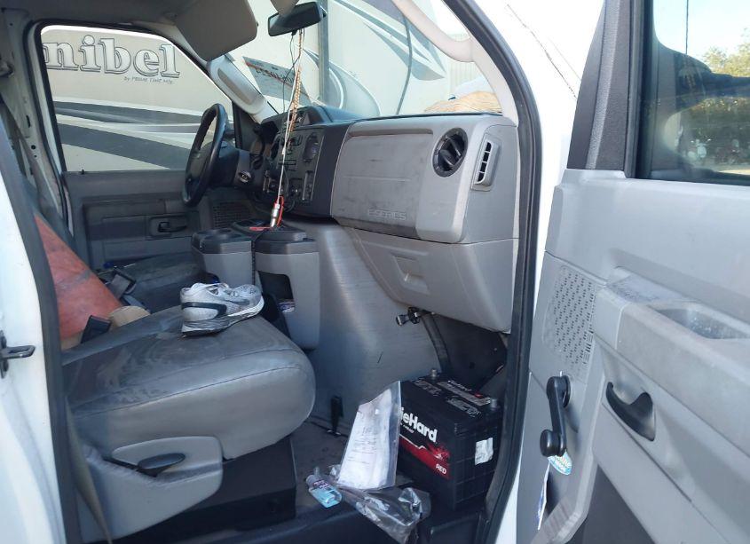 Photo 5 of 2011 Ford E-350 CUTAWAY (VIN 1FDWE3FL9BDB05142)