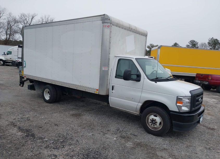 2024 Ford E-350 CUTAWAY (VIN 1FDWE3FN4RDD08869) main photo