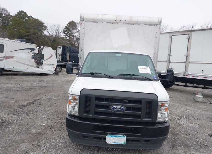 Photo 12 of 2024 Ford E-350 CUTAWAY (VIN 1FDWE3FN4RDD08869)