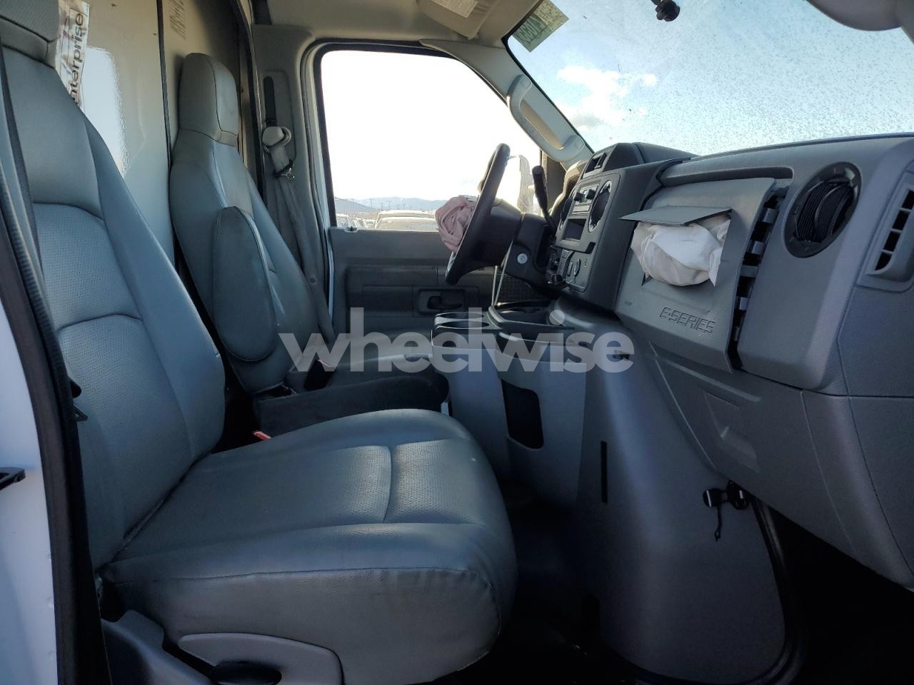 Photo 6 of 2024 FORD E350 BOX TRUCK (VIN 1FDWE3FN5RDD30119)