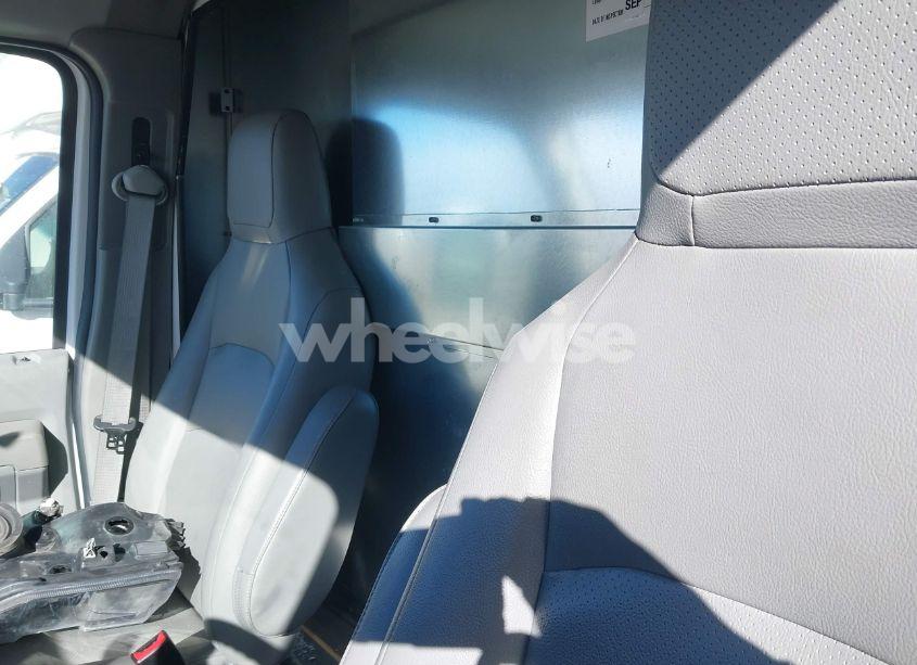 Photo 7 of 2024 Ford E-350 CUTAWAY (VIN 1FDWE3FN6RDD14561)