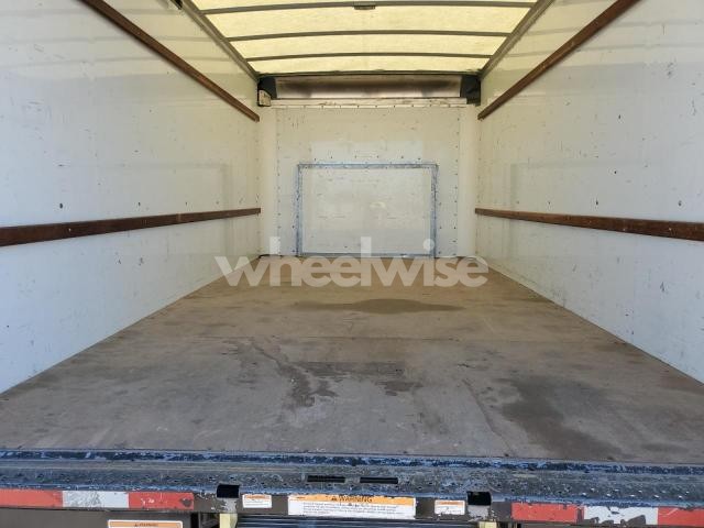 Photo 2 of 2022 FORD ECONOLINE - EXPEDITOR TRUCK (VIN 1FDWE3FN8NDC08879)