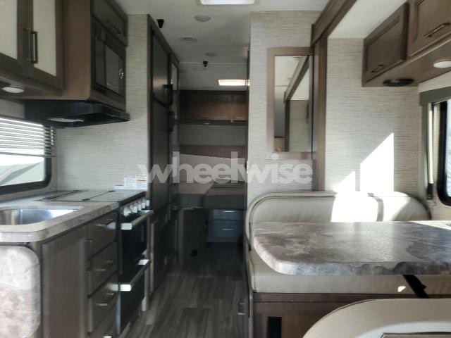 2022 FORD ECONOLINE E350 SUPER DUTY CUTAWAY VAN N/A (VIN 1FDWE3FN9NDC10981) main photo