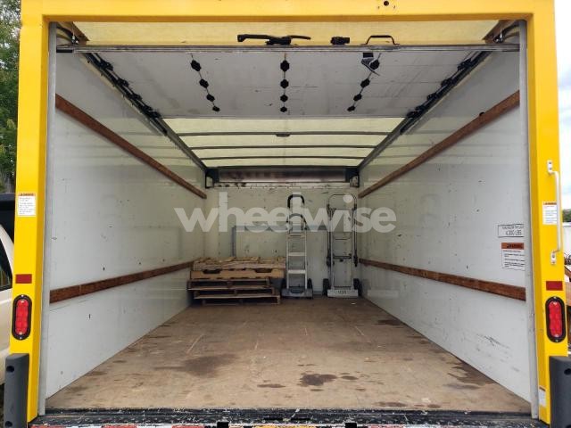 Photo 3 of 2023 FORD ECONOLINE - BOX TRUCK N/A (VIN 1FDWE3FNXPDD00126)