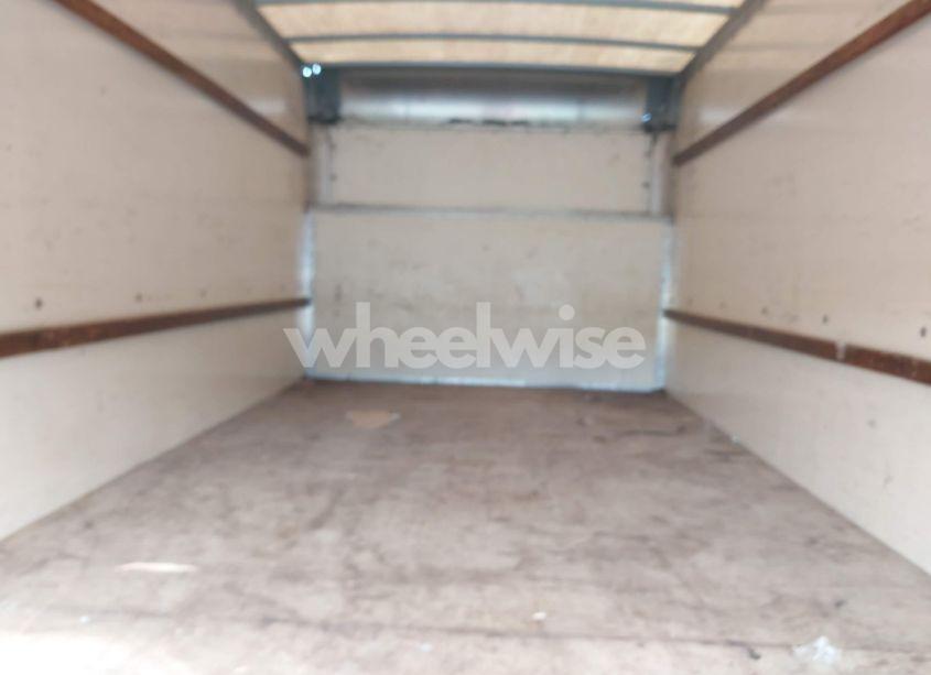 Photo 6 of 2012 Ford E-350 CUTAWAY (VIN 1FDWE3FS5CDA53985)