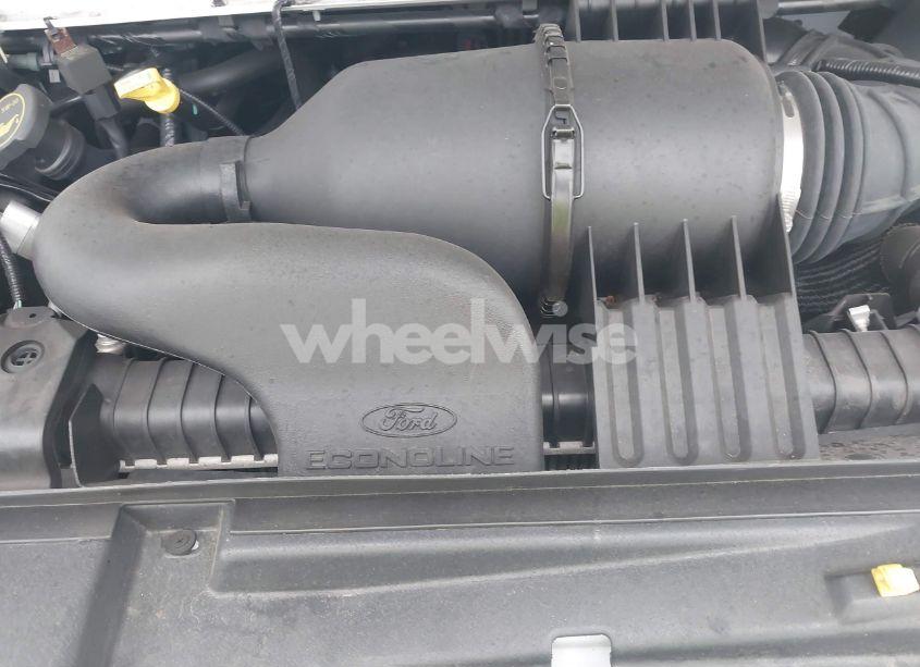 Photo 10 of 2019 Winnebago Spirit (VIN 1FDWE3FS7KDC56987)