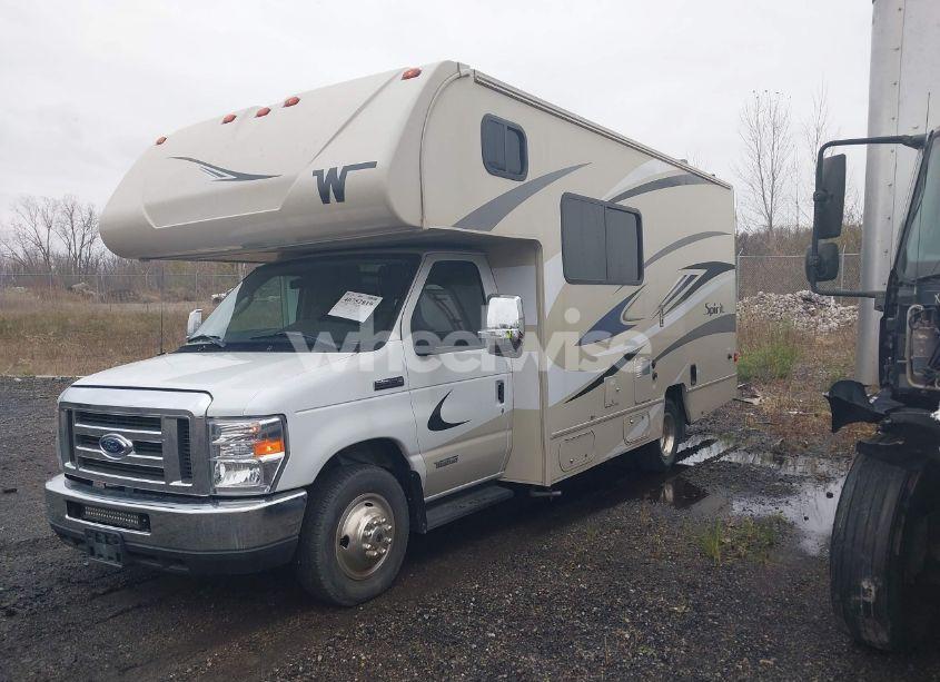 Photo 2 of 2019 Winnebago Spirit (VIN 1FDWE3FS7KDC56987)