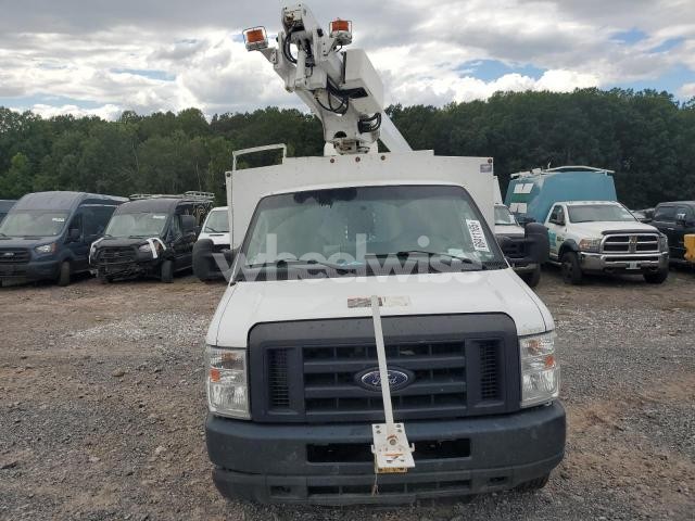 Photo 6 of 2018 FORD ECONOLINE E350 SUPER DUTY CUTAWAY VAN (VIN 1FDWE3FSXJDC41916)