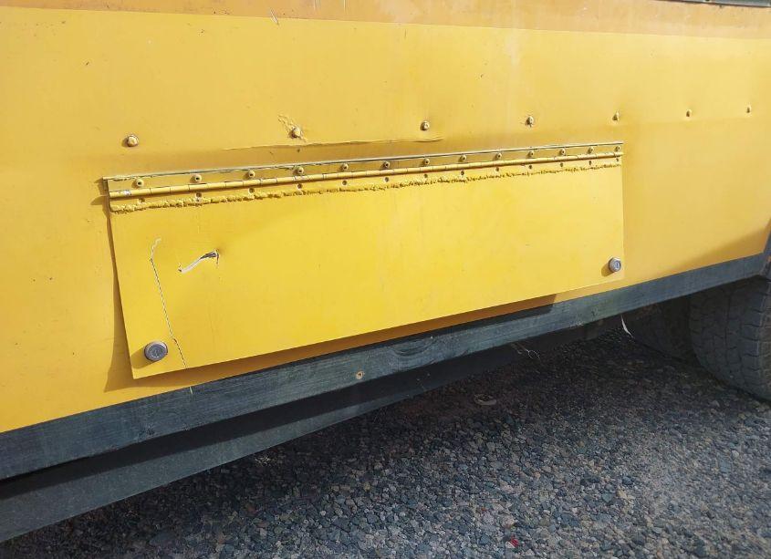 Photo 13 of 2003 Ford E-450 CUTAWAY STANDARD (VIN 1FDWE45F13HB65735)