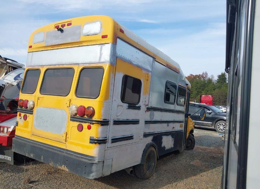 Photo 4 of 2003 Ford E-450 CUTAWAY STANDARD (VIN 1FDWE45F13HB65735)