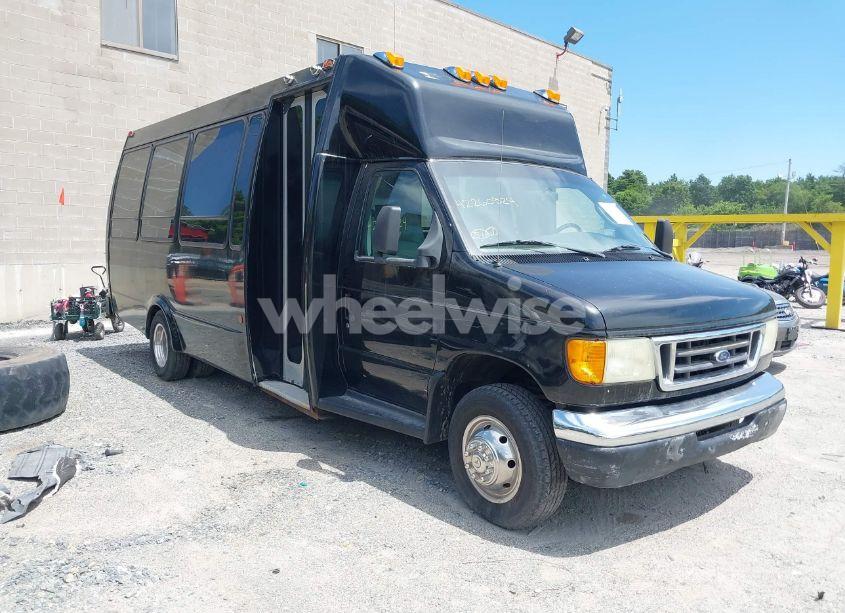 2003 Ford E-450 CUTAWAY STANDARD (VIN 1FDWE45F83HB39116) main photo